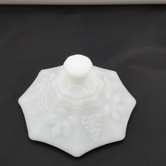 Vintage Milk Glass Footed Compote Candy Dish with Lid Grapes Leaves Pattern - Picture 7 of 9